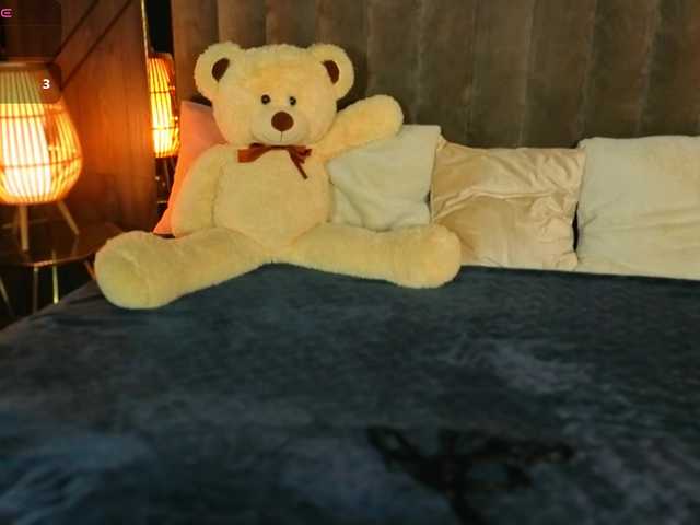 DaisyDelighte's BongaCams show and profile