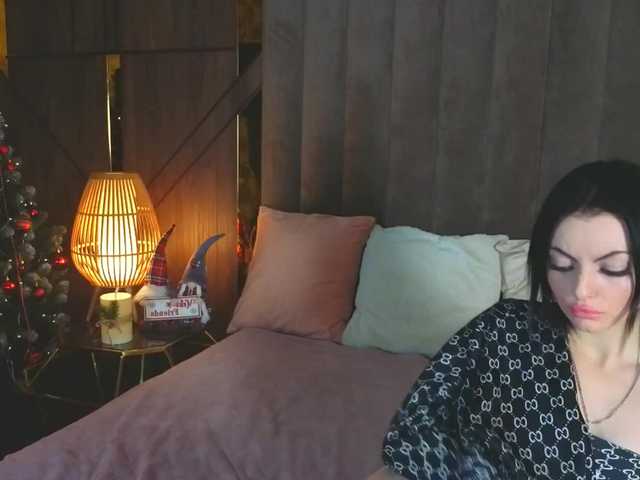 DaisyDelighte's BongaCams show and profile