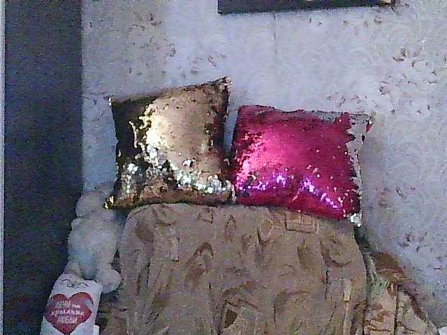 Tatidor's BongaCams show and profile