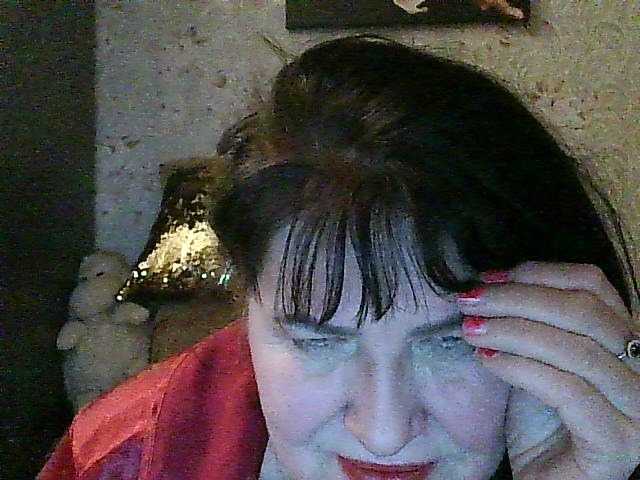 Tatidor's BongaCams show and profile