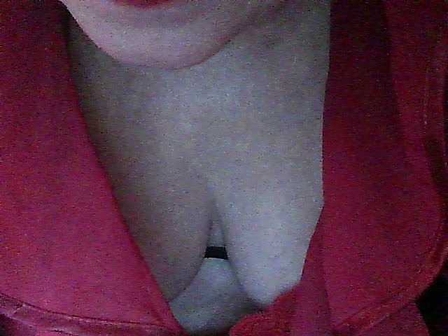 Tatidor's BongaCams show and profile