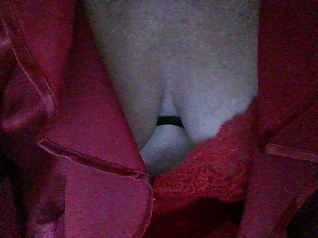 Tatidor's BongaCams show and profile