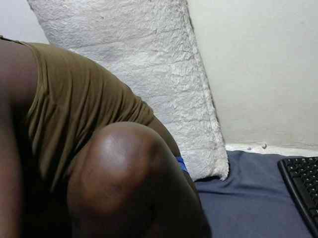 NastyEbony001 webcam