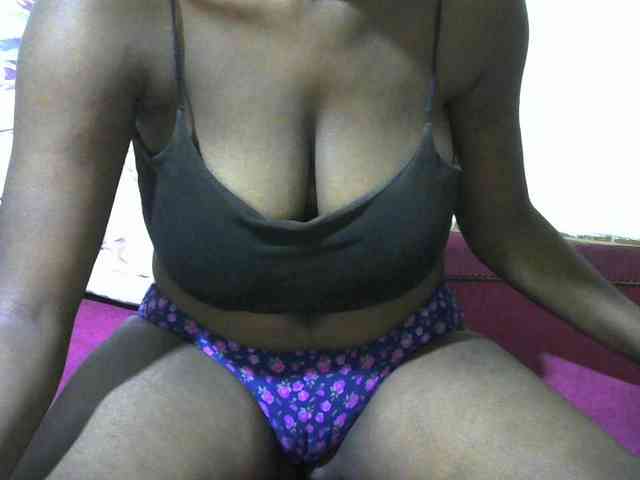 NastyEbony001 webcam
