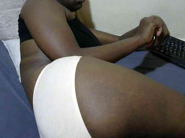 NastyEbony001 webcam