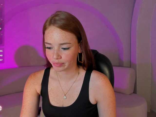 CorinneRusso's BongaCams show and profile