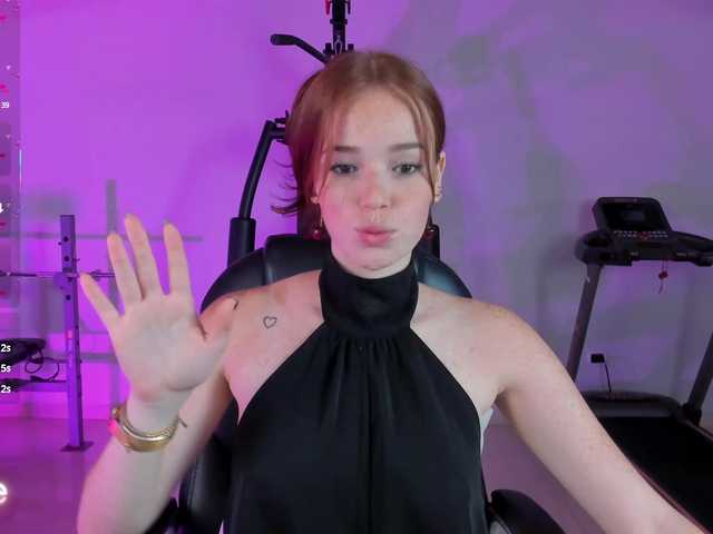 CorinneRusso's BongaCams show and profile