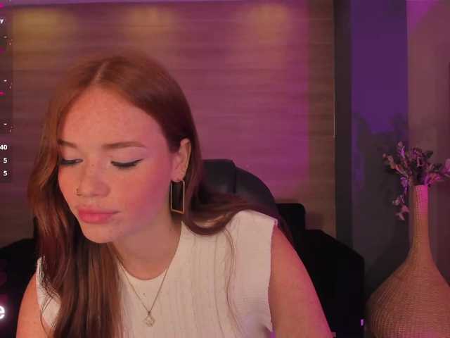 CorinneRusso's BongaCams show and profile