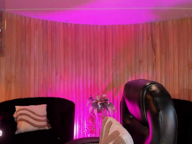 CorinneRusso from BongaCams