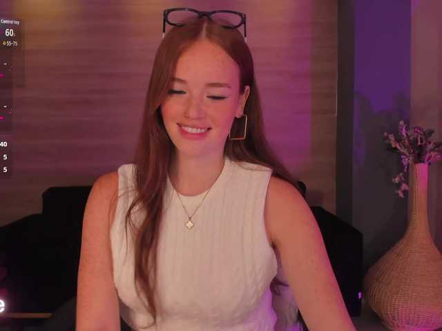 CorinneRusso's BongaCams show and profile