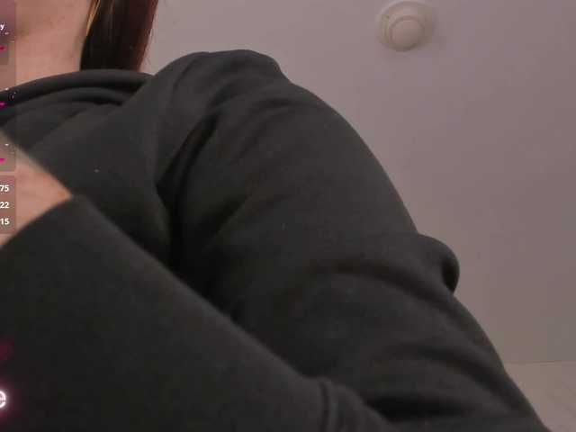 CorinneRusso's BongaCams show and profile