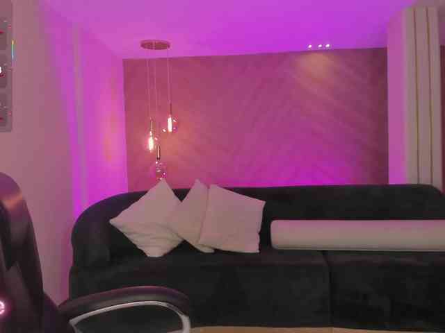 CorinneRusso CorinneRusso