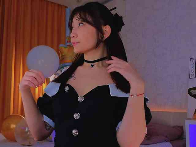 RenaWong Live Webcam on BongaCams