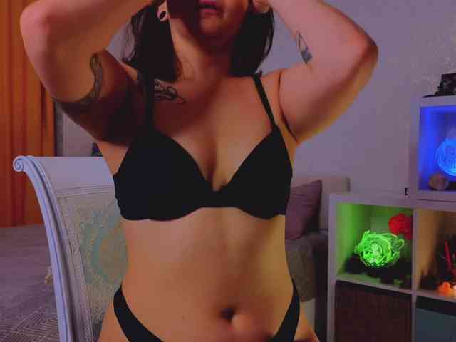 RenaWong webcam