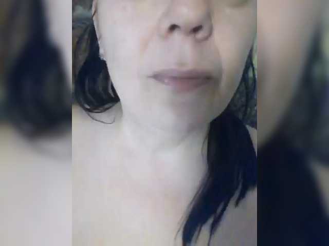 Klassnaya-1's BongaCams show and profile