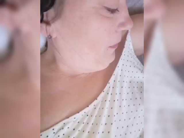 Klassnaya-1's BongaCams show and profile