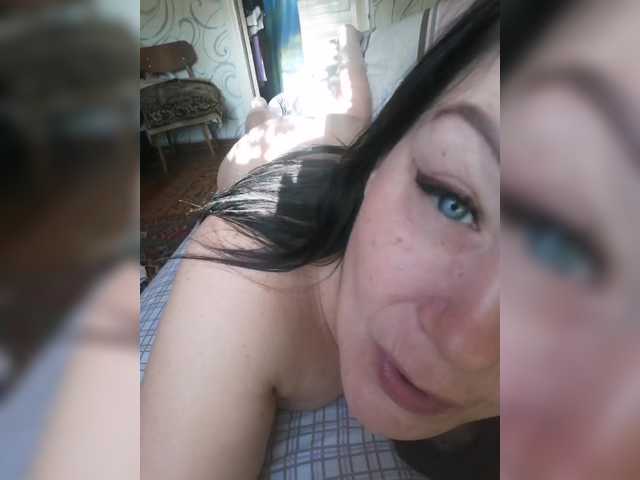 Klassnaya-1 Live Cam on BongaCams