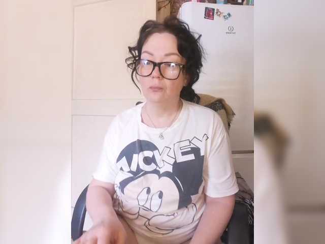 Klassnaya-1's BongaCams show and profile