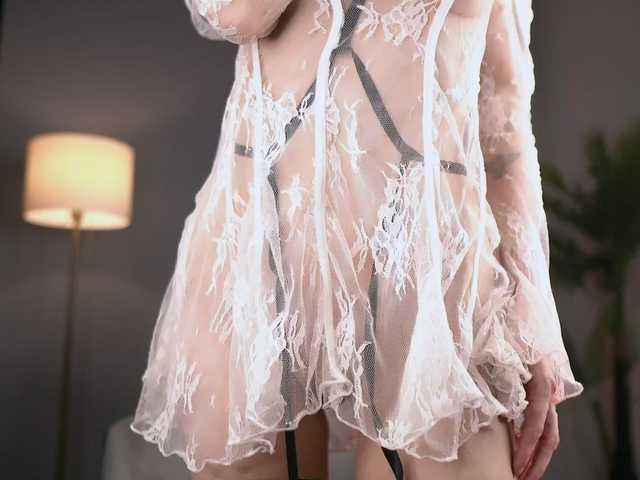 SerenaGrant's BongaCams show and profile