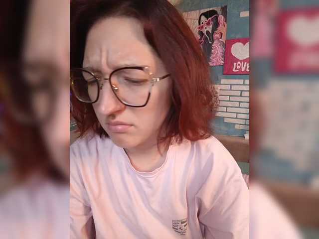 Rosia-Guess's BongaCams show and profile