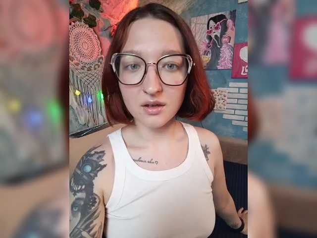 Rosia-Guess's BongaCams show and profile