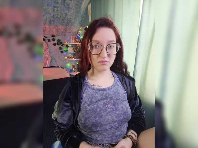 Rosia-Guess's BongaCams show and profile