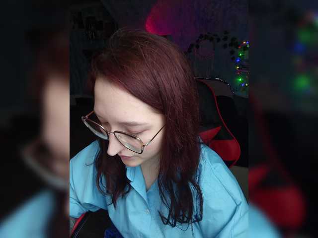 Rosia-Guess's BongaCams show and profile