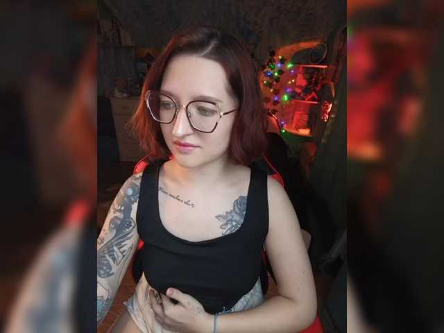 Rosia-Guess's BongaCams show and profile