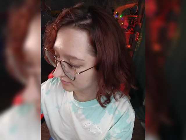 Rosia-Guess's BongaCams show and profile