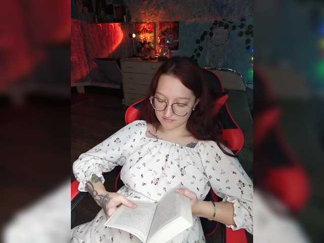 Rosia-Guess's BongaCams show and profile