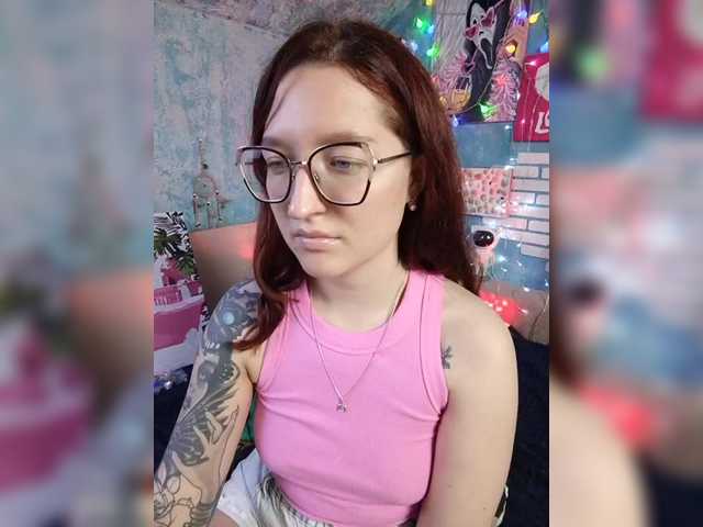 Rosia-Guess's BongaCams show and profile