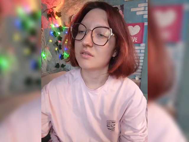 Rosia-Guess's BongaCams show and profile