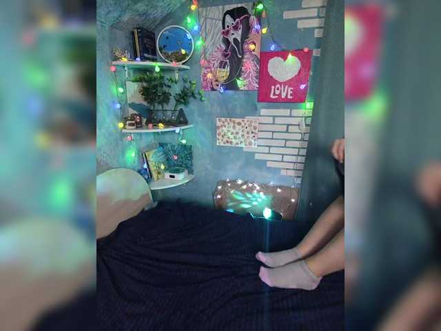 Rosia-Guess's BongaCams show and profile