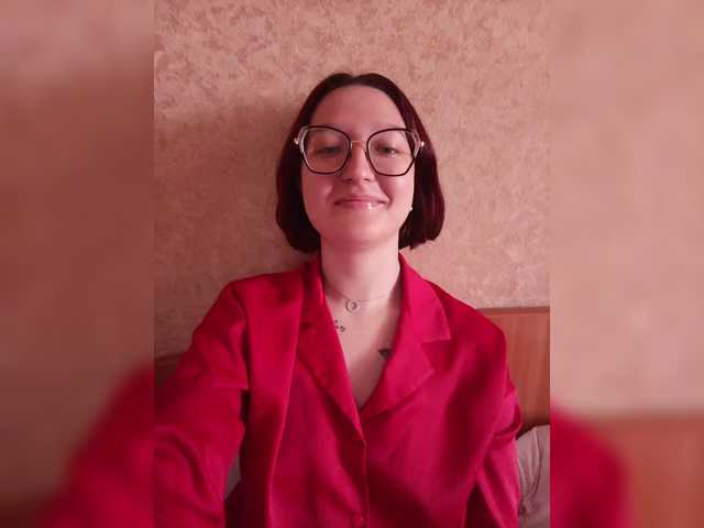 Rosia-Guess's BongaCams show and profile