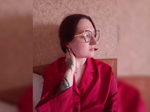 Rosia-Guess's BongaCams show and profile