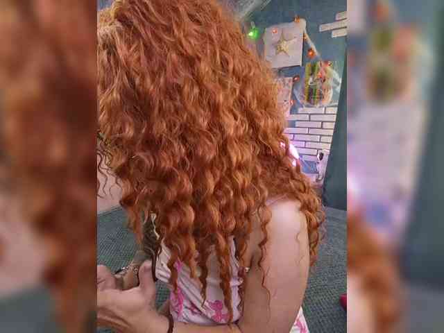 Mari_Gold webcam