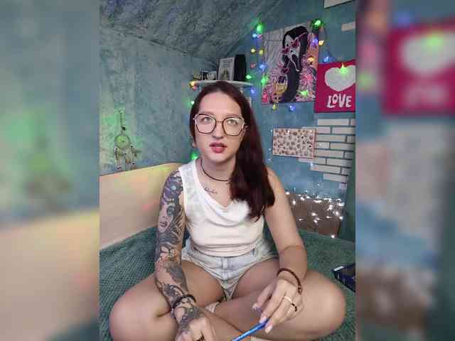 Mari_Gold webcam