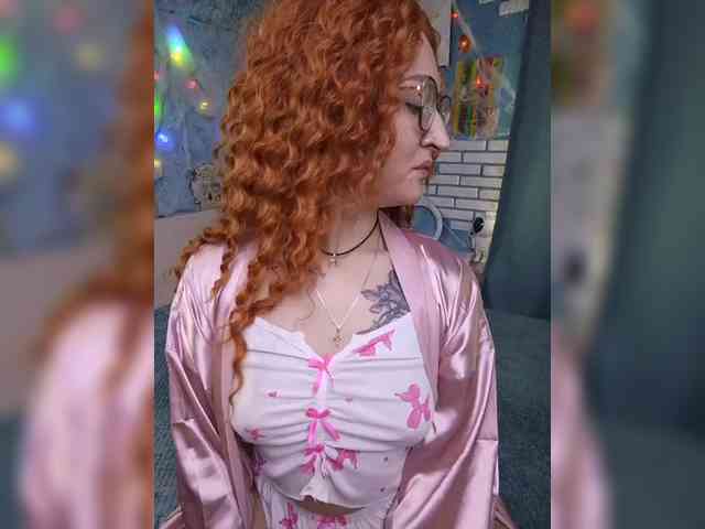 Mari_Gold webcam