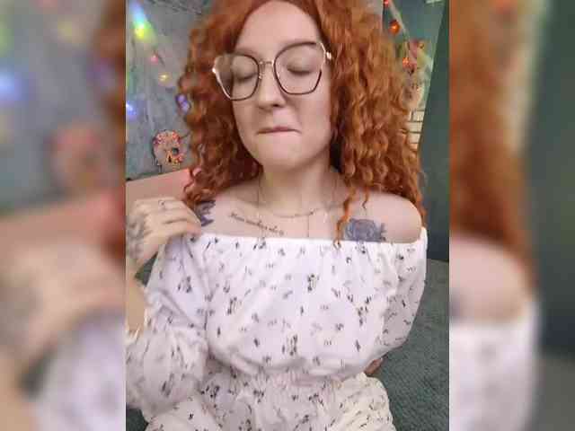 Mari_Gold webcam