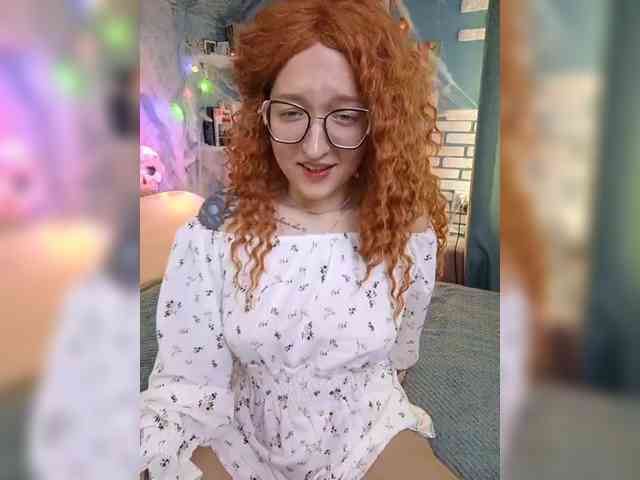 Mari_Gold webcam