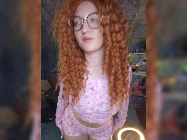 Mari_Gold webcam