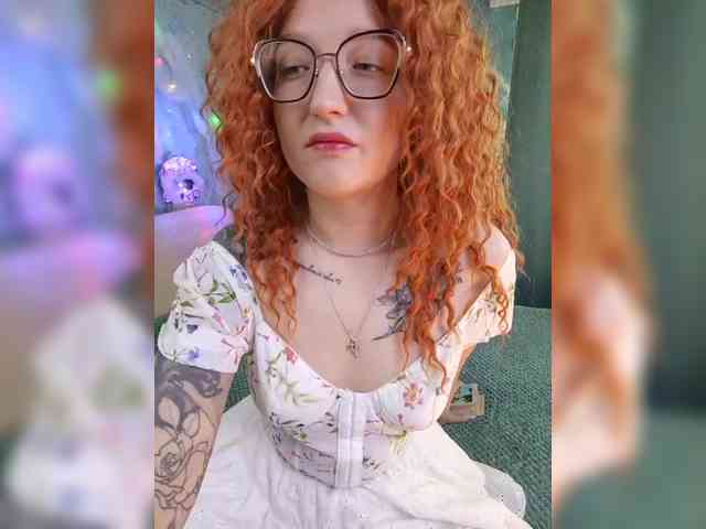 Mari_Gold webcam