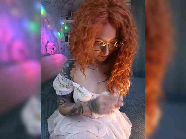 Mari_Gold webcam