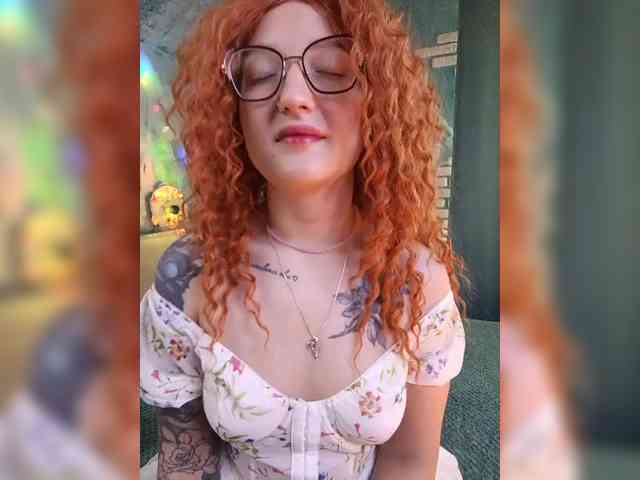 Mari_Gold webcam