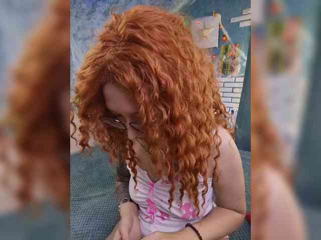 Mari_Gold webcam