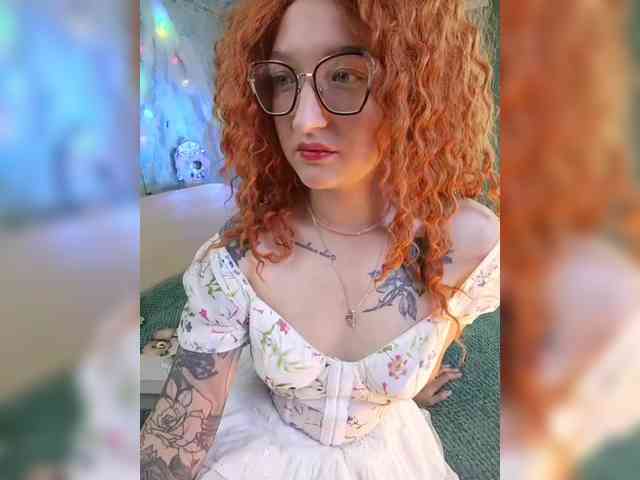 Mari_Gold webcam