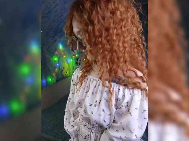 Mari_Gold webcam