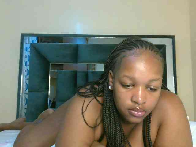 hotsaucie1 webcam