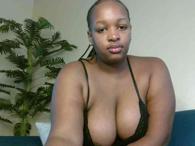 hotsaucie1 webcam