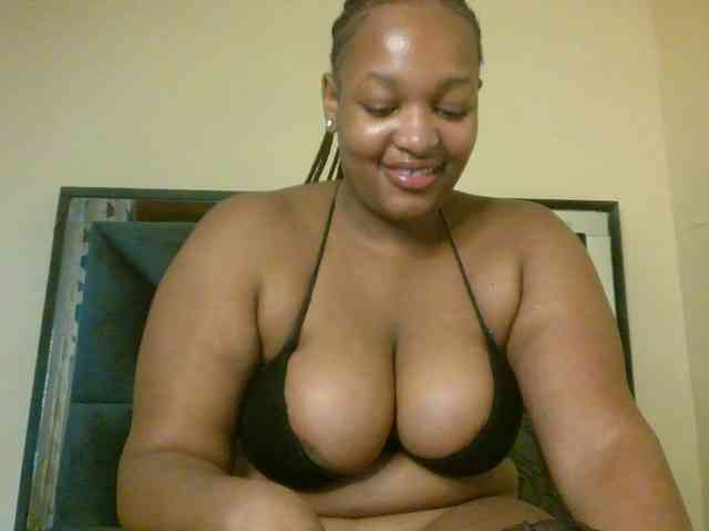 hotsaucie1 webcam